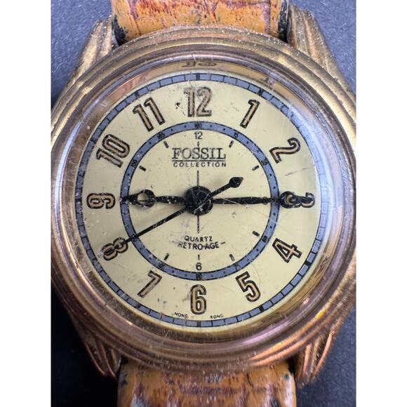 Vintage Fossil Collection Quartz Retro-Age Watch Gold Tone Brown Leather Strap main image 11